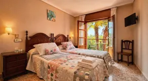 Hotel las Palmeras Suite - Image 2