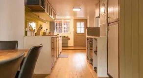 Lakeview Family Apartment. Sleeps 10, Ringgenberg-Lake Brienz, 4km to Interlaken - Image 4