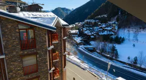 KY Mountain Hostel Arinsal - Image 5