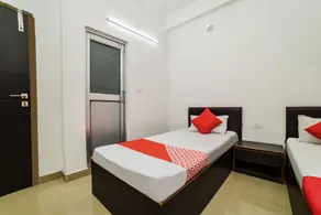 OYO 61278 Adhikary Homestay - Image 5
