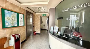 Prada motel - Image 4