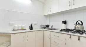 Olive Grove 1 Studio with Wifi in Central Vineyard Area - Image 3