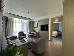 Ganquan Hotel - Image 2