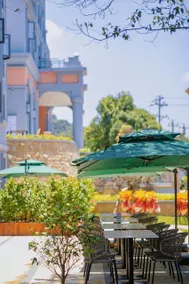 Shili Mingyue Resort Hotel - Image 4