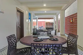 Collection O Royal Inn - Image 2