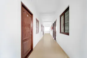 Hotel O Coimbatore International Airport East Zone - Image 3