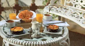 Victorian Mansion Bed and Breakfast Inn - Image 4