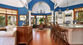 Victoria's At Ewingsdale - Image 2