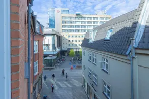 Central 106 m2 lejlighed- 50 meter fra Salling! - Image 2