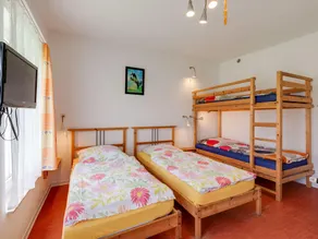 Beautiful Holiday Home in Jürgenshagen with a Trampoline - Image 3