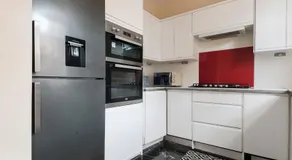 2 Bed Property, sleeps 5, free parking, near city centre - Image 4