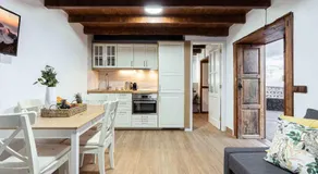 La Carmona House - Image 2