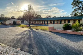 Hotel O Tallassee Hwy 14 - Image 3