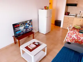 Larnaca Beach Apartment - Image 2