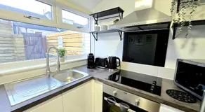 3-Bed Home in Glasgow - Image 3