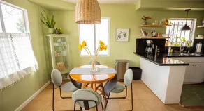 Cozy Home with Downtown View - Image 3