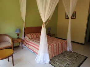 Equator Hotel - Image 2
