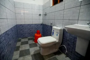 Dakshinakasi Guest House - Image 5