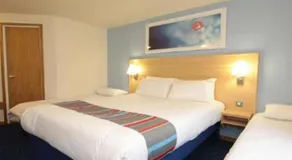 Travelodge Bedford Marston Moretaine - Image 2