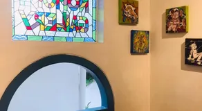 "NOMORE" Gallery and Guesthouse - Image 4
