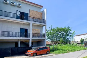 Nay Guesthouse near UMS Mitra RedDoorz - Image 2