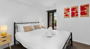Beach and Reef Townhouse - Image 5