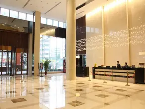 Golden Phoenix International Hotel - Image 4