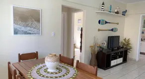 APARTAMENTO NA PRAIA GRANDE A 200 MÉTROS DA PRAIA, CONFORTÁVEL ESPAÇOSO WIFI 350 Mega TV Claro, ÓTIMA LOCALIZAÇÃO - Image 3