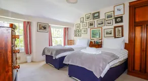 Polcreek Farmhouse - Image 2