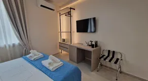 Acqua Marina Rooms - Image 5