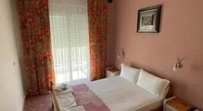 Hotel Angela - Image 2