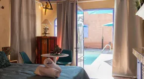 Casa Ammirati Flayosc - Feel Provence - Votre Suite Intimiste Labellisée - Accès Piscine & Jacuzzi - Image 2