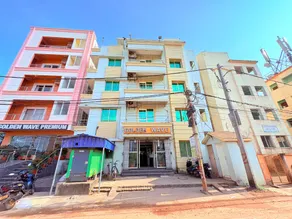 Hotel Golden Wave Puri Near Sea Beach - Image 5