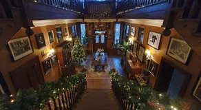 Cosy Spring Cottage at Pen Y Coed Hall - Image 3