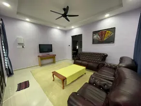 D'FAZZ HOMESTAY MUAR (MUSLIM ONLY) - Image 2