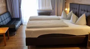 Landhotel Engel - Image 2