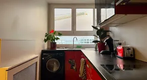 Le Lolive modern 2P apartment in Pantin - Image 2
