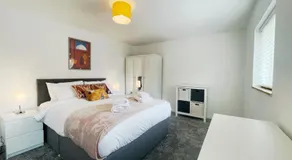 Tree View Apartment - Image 2