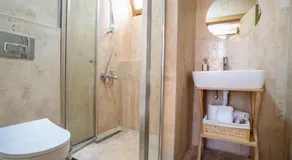 Destino House - Image 4