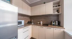 Stylish Latvian Classic 1-Bedroom Apartment Near City Center, Parks & Public Transport Links - Image 4
