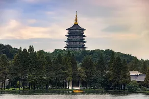 Hangzhou Westlake Lingshui Terrace Hotel - Image 2
