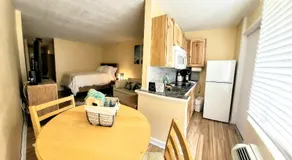 Oceanfront escape with 2 pools! - Image 2