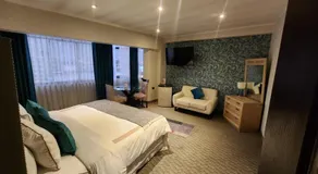 Blub Hotel Spa - Image 2