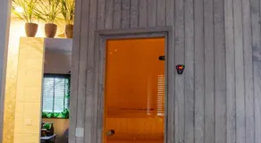 Park Apartments - Image 2