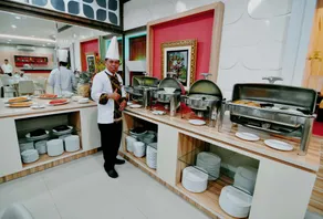 Rangkayo Basa Halal Hotel - Image 5