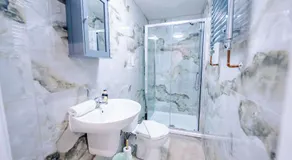 Cosy 2BR Flat Steps from Cardiff Pubs & Town - Image 5