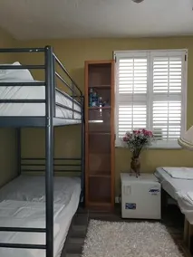WHOLE private house, Hosts up to 11 guests. RV welcome - Image 1