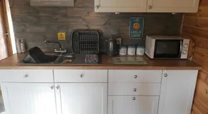 Peaceful Cabin in Skegby -Sleeps2- Fire Pit - Image 3