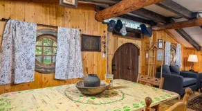 Hobbits Rest - Image 5