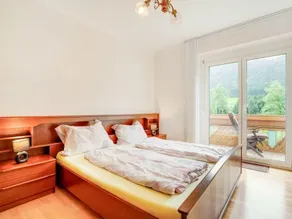 Spacious Mansion in Hermagor-Pressegger See with Garden - Image 5